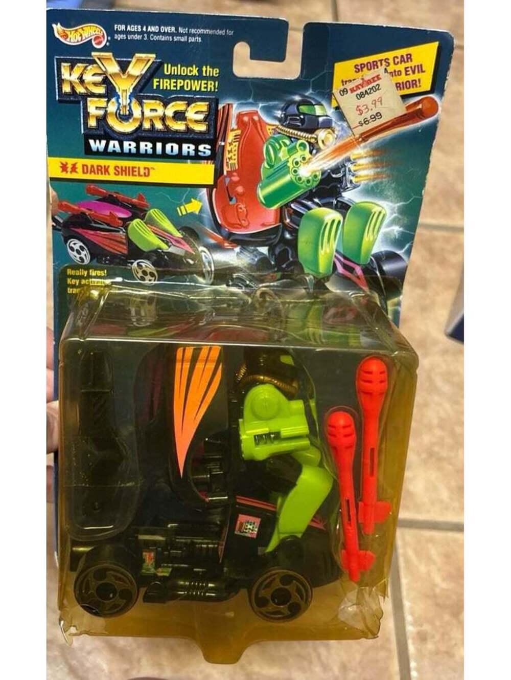 Vintage 1993 Hot Wheels Key Force Warriors Dark Shield Mattel New Damaged Packa